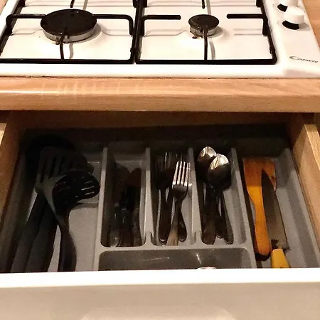 Romantic Apartments-near Opera House 5/8 Daire