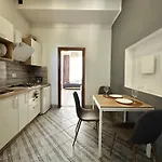 Romantic Apartments-near Opera House 5/8 Appartement *