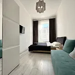 Romantic Apartments-near Opera House 5/8 Appartement Lviv