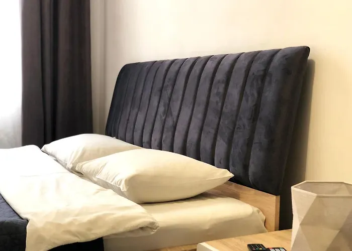 Romantic Apartments-near Opera House 5/8 إلفيف