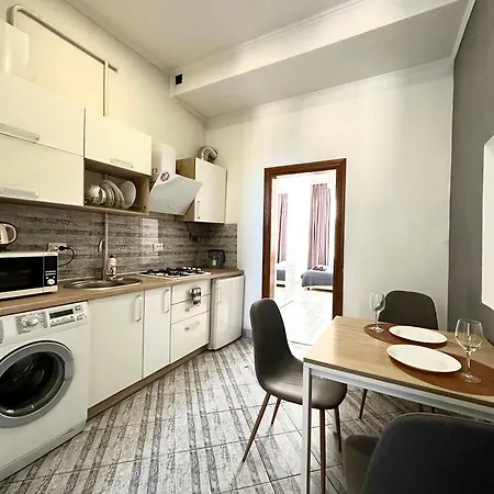 Romantic Apartments-near Opera House 5/8 Appartement